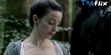 Laura Donnelly Breasts Scene  in Outlander