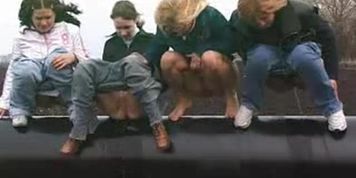 Piss: Pee - video 1