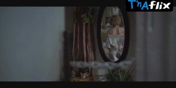 Penelope Ann Miller Breasts Scene  in Carlito'S Way (Ann Poll, Brooke Ashley, Norma Joel)