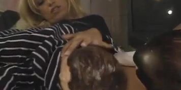 Allysin fucking puppys