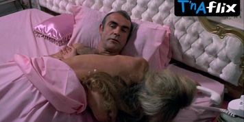 Dyan Cannon Sexy Scene  in The Anderson Tapes