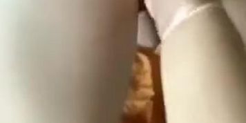 Teen gets fisted
