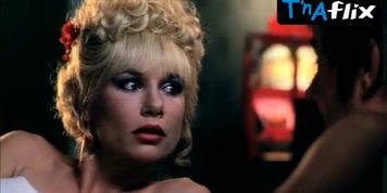 Monique Van De Ven Breasts Scene  in Hoge Hakken, Echte Liefde