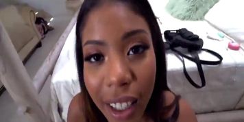Nia Nacci - Keeping A Secret (Veronica Rodriguez)