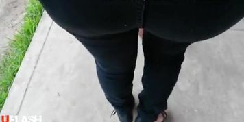 Cumshot a oficinista