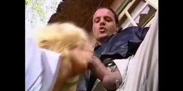 Dru Berrymore Helping Hand (Dru Barrymore)