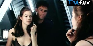 Denise Richards Underwear Scene  in Starship Troopers