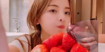 Yang Chao Yue(???) Eating Jujubes and Strawberry on TV Show - Masturbation and Cumshot Montage Clip