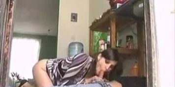 mujer cogiendo a lomero