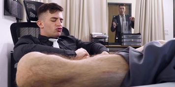 Jordan Starr catches Trevor Brooks slacking and fapping
