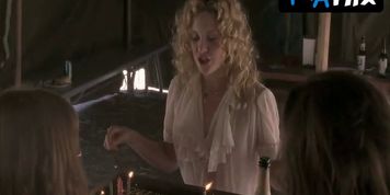 Kate Hudson Sexy Scene  in Almost Famous