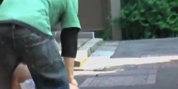 Ripping her white t-shirt for a nice boob sharking video