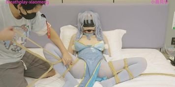 Xiaomeng cosplay bondage