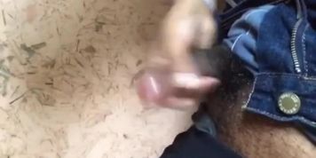 Pakistani hijabi girl giving handjob