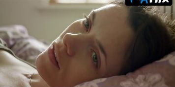 Ashlynn Yennie Sexy Scene  in Variant