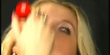 Big dildo penetration