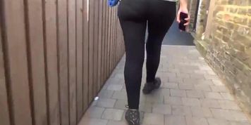 jiggle boooty