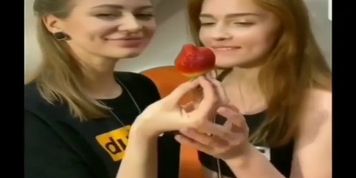 Lesbian Kissing Compilation 4
