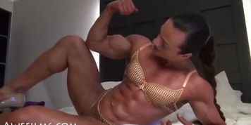 Rough Abs Muscle Girl