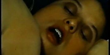 RETRO PORN FLIX - No Sound: Hairy Pussy Pounded in 1975 Homemade Flick (Isis Taylor)