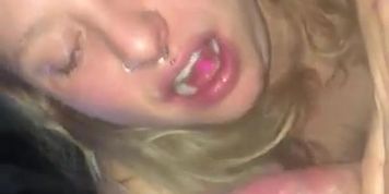 Watch me suck daddy&rsquo;s cock 