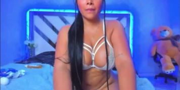 KW | Perfect Latina - 1/12/21