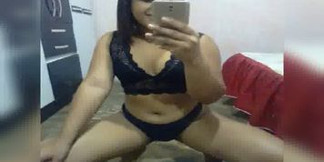 Novinha morena caiu na net com fotos mostrando tudo insta @janiele_21 e @janielly_02