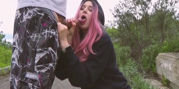 Blowjob In The Park With A Cumshot In THE Mouth