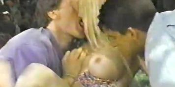 Savannah Threesome
