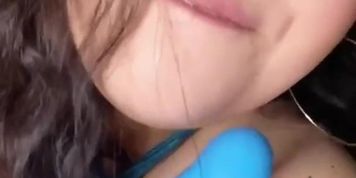  bbw latina toy play 