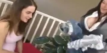 madre ense&ntilde;a