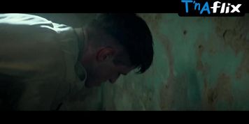 Lang Khe Tran Breasts,  Bush Scene  in To The Ends Of The World