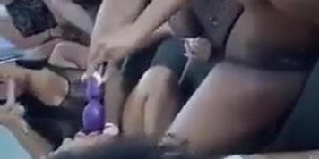 Pussy play 
