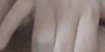 Abg Omek Pakai Dua Jari