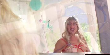 Tgirl Cherry Mavrik barebacks big boobs shemale Brittney Kade