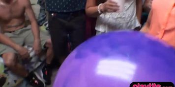 Teen coeds having a crazy groupsex party at college