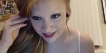 Webcam Girl Plays FOr You In Private