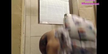 Ebony wife has perfect body