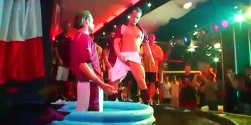 Gay orgy full of orgasms