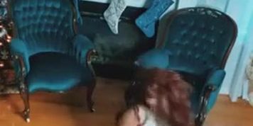 Overlairbee - OnlyFans Christmas striptease