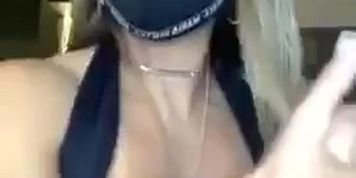 Loira&ccedil;a gostosa, algu&eacute;m sabe o nome?