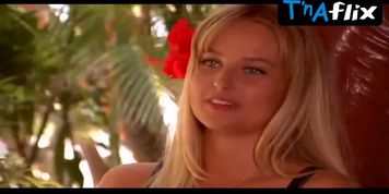 Genevieve Morton Breasts,  Bikini Scene  in Sports Illustrated Zanzibar 2014