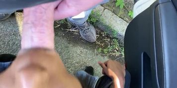 Road side blow job. Cum in mouth 