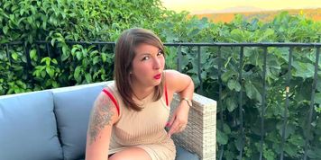 Lesbians Invite One Lucky Man To Screw Them (Gotta Love Lucky)