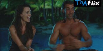 Kristen Bell Bikini Scene  in Couples Retreat