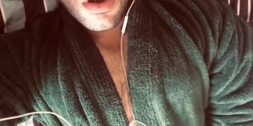 Orgasm Motivation 51 - Came So Rough That I Giggled And Almost Showed My Face! (Feat. Billy Rawn)