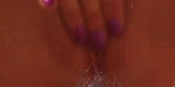 The goddess Extreme Kream masturbates in front of the mirror and squirts.