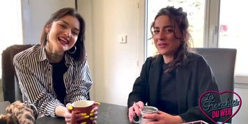 Crystal et Man&eacute;a, deux coquines qui adorent le sexe (Manea Valentina, Sonechka, alondra navarro, ava mendez, eufrat, gabriella lopez, gracie higgins, ishmcfly, kay doll, lorenzo viota)