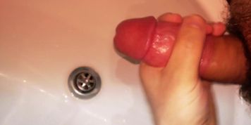 teen masturbates in the toilet of the university
