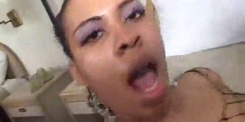 Two black BBW lesbians have sex